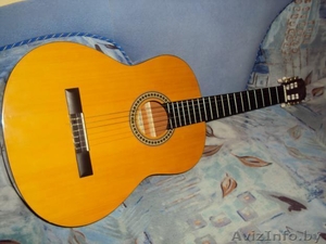 Продаётся  гитара 6-струнная #3015