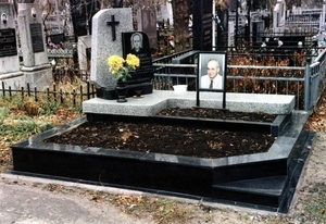 памятники из гранита #8652