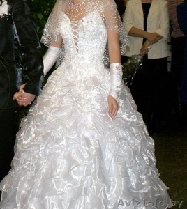 ПРОДАМ ПЛАТЬЕ СВАДЕБНОЕ,  БЕЛОГО ЦВЕТА,  #11314