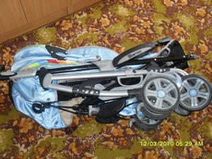 Продаю детскую коляску Bertoni б/у #34723