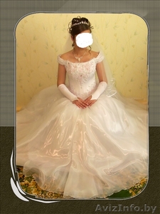 Свадебное платье белого цвета на 4 кольца #48419