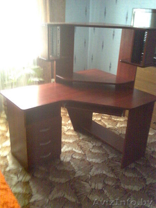 стол компютерный новый #70229