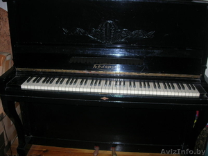 Пианино черное 
