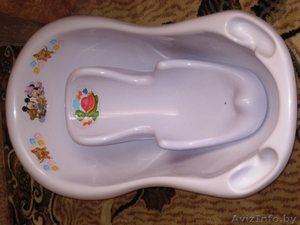Продаю детскую ванночку для купания с подставкой,  в отличном состоянии #90956