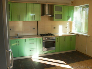 Сдам на длительный срок абсолютно новый дом в центре Минска. 3 уровня,  4 комнаты #102425