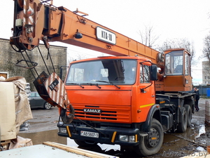 Организация продаёт атомобильный кран #108655