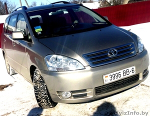 Tayota Avensis Verso 2.0 D4D 2002год.  #182323