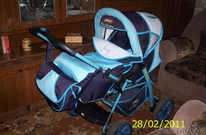 оляска голубого цвета: В комплект входит дождевик,  сетка,  сумка. б у недорого-15 #183162