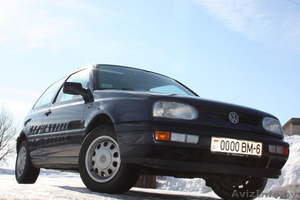 VW Golf 3 1993 г.в.,  1.4 бензин,  темно-сине-фиолетовый перломутр,  3-дверный #190539