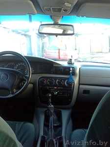 Opel Omega B универсал 1994,  2.0 бензин #210181