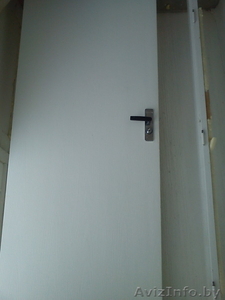 дверь входная с коробкой и замком #278404