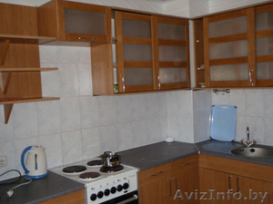 3-ком квартира  на сутки в центре ул.Обойная 4/1,  ст.м.Немига,  г-ца Юбилейная.  #304981