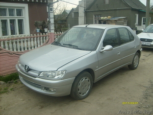 Продам Пежо 306,  200 г.в.,  1, 4 бензин,  серебристый металлик,  5 дверей,  4500 у.е. #304943