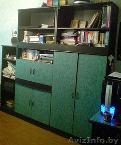 Секция из офисной мебели в нормальном состоянии. #332792