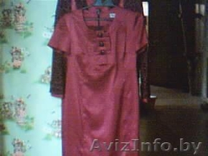 ЖЕНСКИЕ ПЛАТЬЯ И КОСТЮМЫ #352179