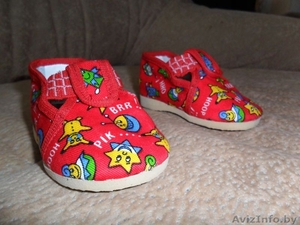 новые детские тапочки #342549