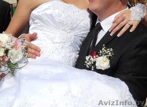 Изысканное кружевное свадебное платье!!! И аксессуары к нему... #394122