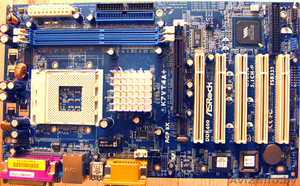 ASRock K7VT4A PRO/L SocketA(462  AGP+LAN SATA USB2.0 ATX 2DDR,  #451168