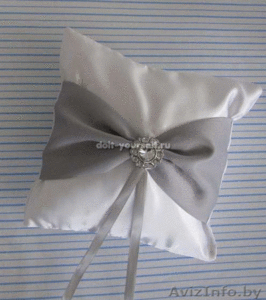 Свадебные бокалы и подушечки для колец #472344