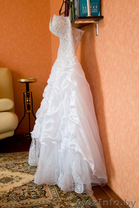ПРОДАМ ШИКАРНОЕ СВАДЕБНОЕ ПЛАТЬЕ ДЛЯ САМОЙ СЧАСТЛИВОЙ НЕВЕСТЫ!! #593487