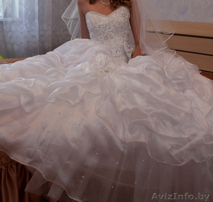 Продам свадебное платье,  р-р 42-46, рост 170-185 #572375