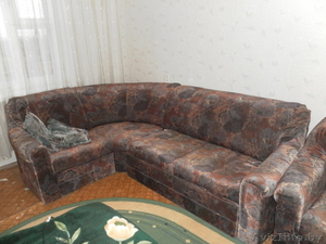 ПРОДАМ МЯГКИЙ УГЛОВОЙ ДИВАН И КРЕСЛО #604011