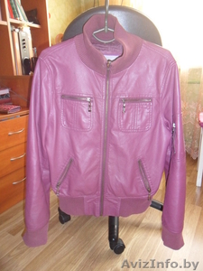 кожаная куртка бордового цвета #586257