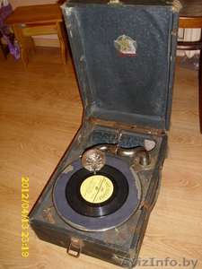Патефон послевоенный #641663