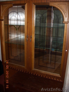 мебельная стенка ьтемно-коричневая в отличном сотсоянии #669985