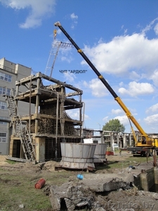 Услуги по строительству и ремонту #694259