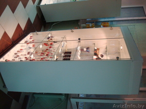 торговое оборудование шкаф-витрина #704624