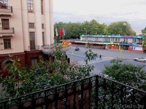 Продается хорошая,  уютная,  без мебели 2-ух комнатная квартира в центре г. Минска #751147