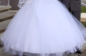 Продам свадебное платье на миниатюрную девушку и украшения на машину #758830