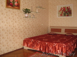 Центр Минска- рядом метро на сутки и часы #768613