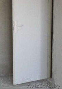 Двери входные белые из новостройки #784841