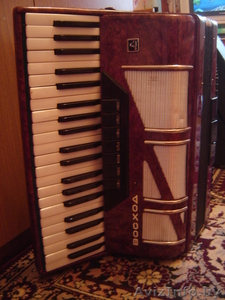 аккордеон русский с футляром #788510