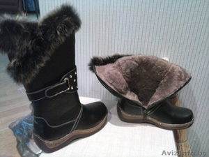 Сапоги девичьи р-р 32,  новые,  250 тыс,  руб. #814627