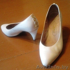 ПРОДАМ ЖЕНСКИЕ ТУФЛИ Б/У  #921794