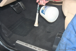 Химчистка салона,  мойка двигателя и дисков,  полировка кузова и фар. #953396