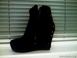 БОТИЛЬОНЫ ЧЁРНЫЕ ЗАМШЕВЫЕ #976841