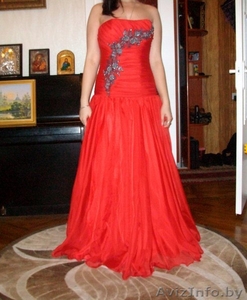 продаю красное вечернее платье по хорошей цене #1038293