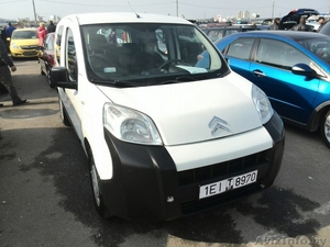 автомобиль на продажу #1066352