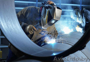 Сварщики и другие рабочие #1092087