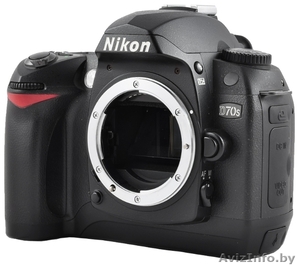 Продам зеркальный фотоаппарат Nikon D70 body. #1103471