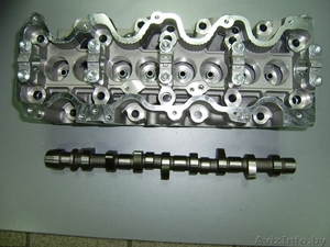 Toyota Avensis 2.0 TD головка блока #1118216