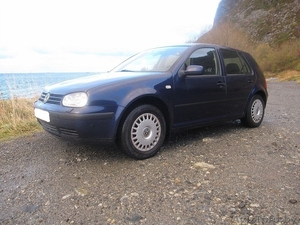 Volkswagen Golf 2000 #1199925