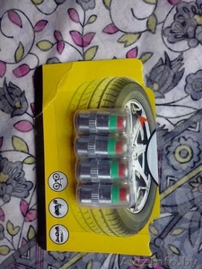 Колпачки на колеса авто с манометром  #1227312