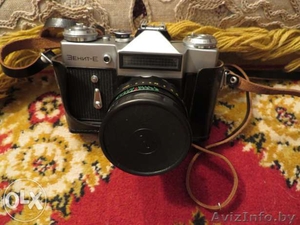 Зеркальный фотоаппарат Советских времен #1265320