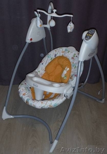 Электронные качели GRACO Lovin' Hug для детей от рождения и до 9 кг. #1280346