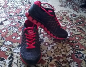 Спортивные кроссовки  #1301958